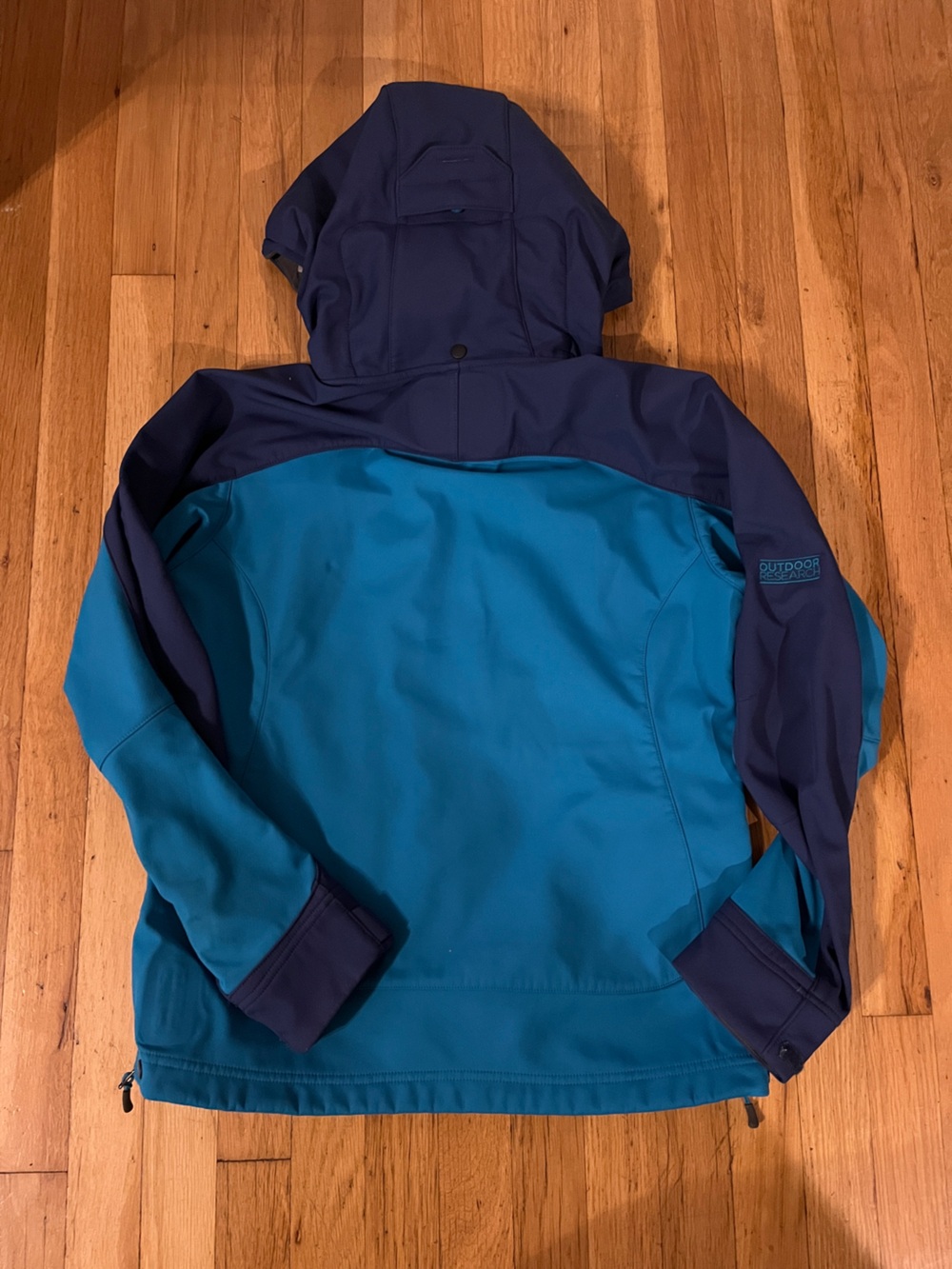 Outdoor Research Valhalla Softshell - Picture 2 of 9
